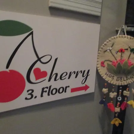 Cherry 伊斯坦布尔